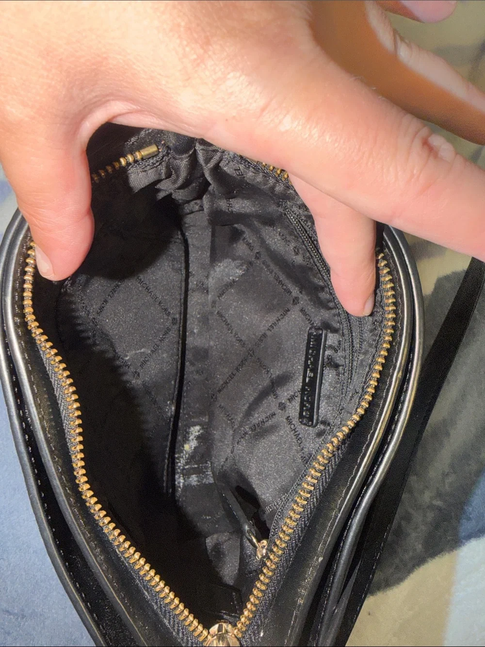 Michael kors crossbody bag